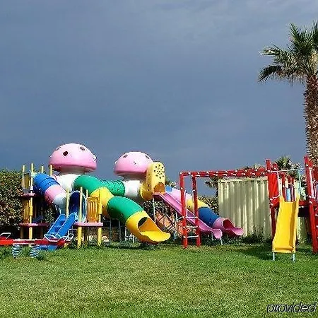 Axos 3* Platanias