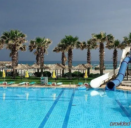 Axos Hotel 3*